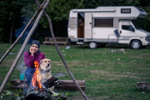 Le Camping Le Garrigon accepte-t-il les animaux de compagnie ?