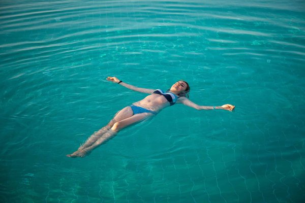 Quelles sont les meilleures stratégies pour apprendre une langue étrangère en immersion totale ?